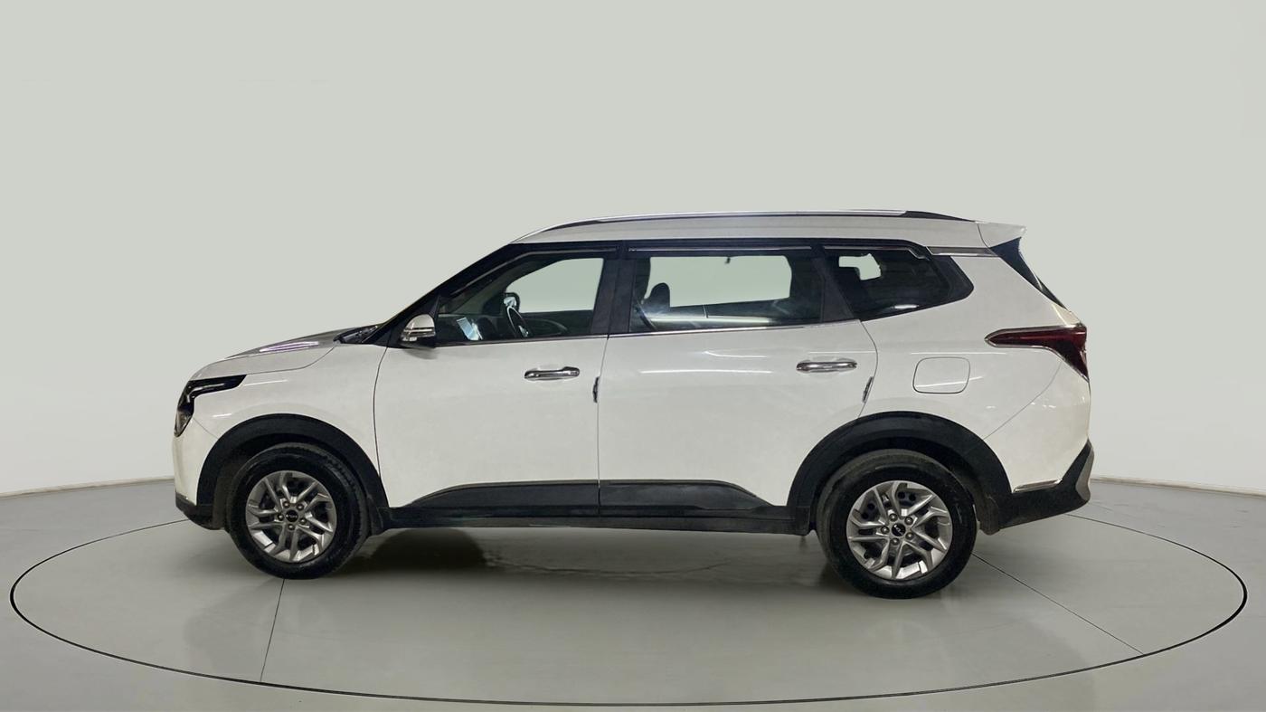 2022 KIA CARENS PRESTIGE 1.4 PETROL 7 STR, Petrol, Manual, 13,034 km, Left Side
