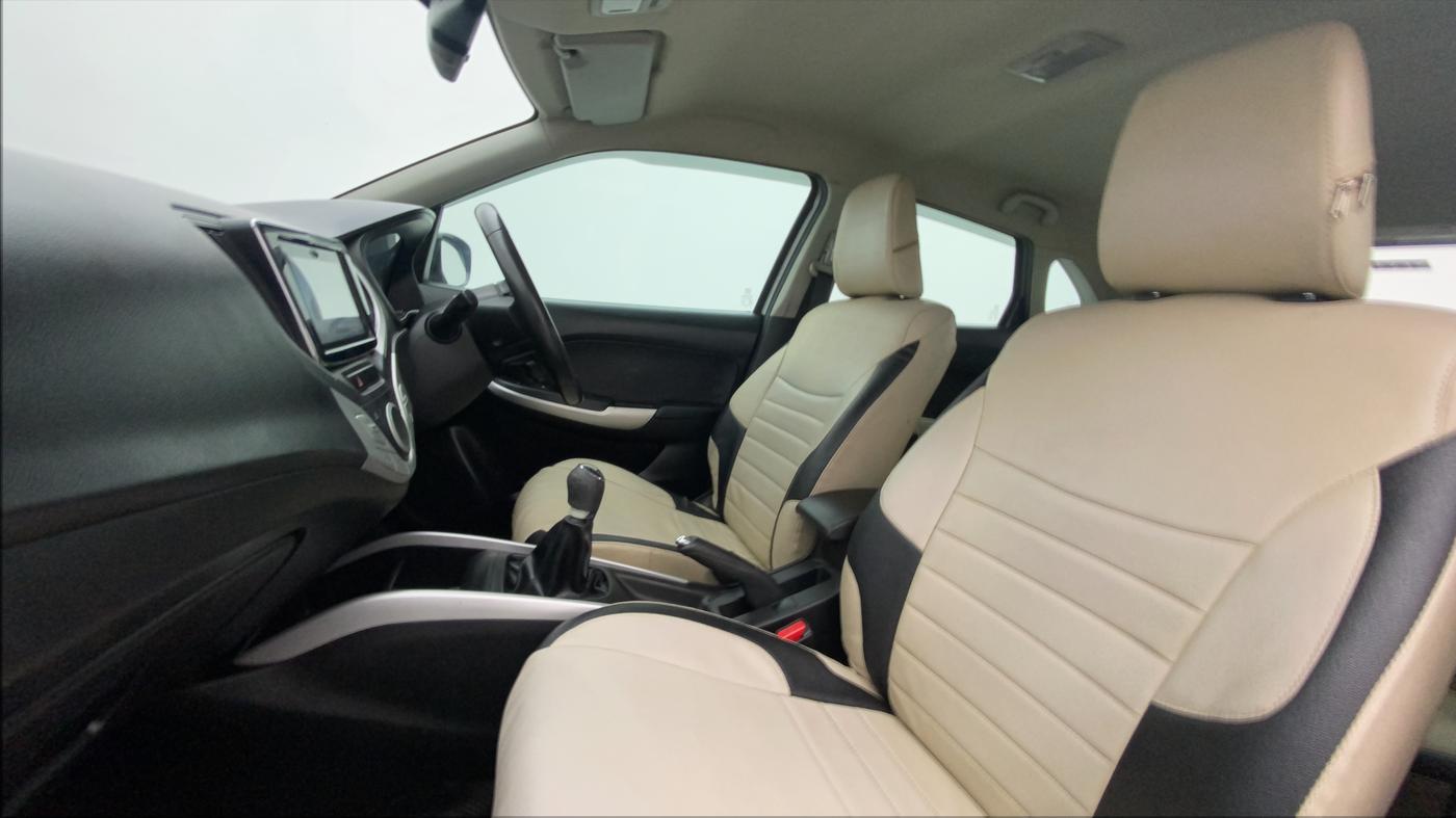 2016 Maruti Baleno ALPHA DIESEL 1.3, Diesel, Manual, 77,996 km, Right Side Front Door Cabin