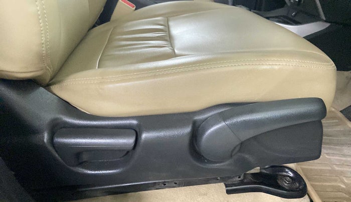 2017 Honda City 1.5L I-VTEC V MT, Petrol, Manual, 30,560 km, Driver Side Adjustment Panel