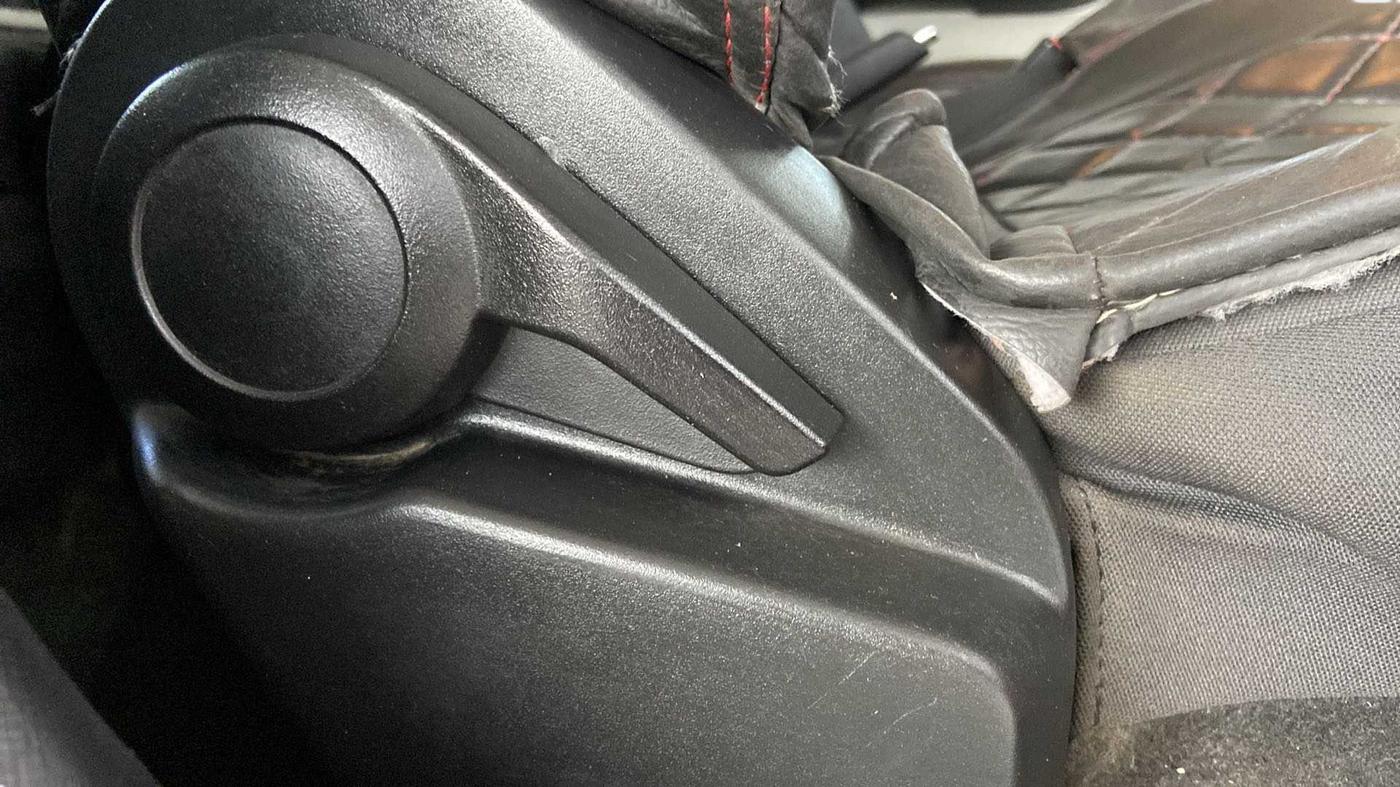 2021 Tata ALTROZ XE PETROL, Petrol, Manual, 66,821 km, Driver Side Adjustment Panel