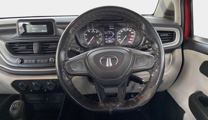 2021 Tata ALTROZ XE PETROL, Petrol, Manual, 66,821 km, Steering Wheel Close Up