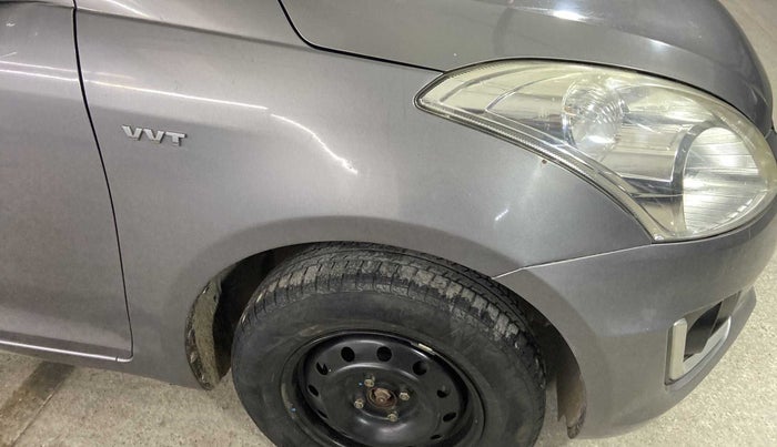 2016 Maruti Swift VXI, Petrol, Manual, 25,489 km, Right fender - Minor scratches