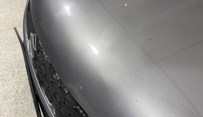 2016 Maruti Swift VXI, Petrol, Manual, 25,489 km, Bonnet (hood) - Minor scratches