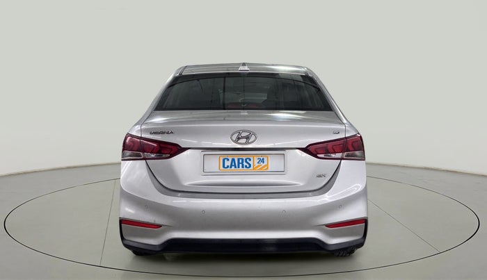 2017 Hyundai Verna 1.6 VTVT SX (O) AT, Petrol, Automatic, 54,662 km, Back/Rear