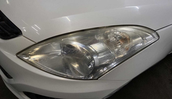 2013 Maruti Swift Dzire VDI, Diesel, Manual, 90,335 km, Left headlight - Minor scratches