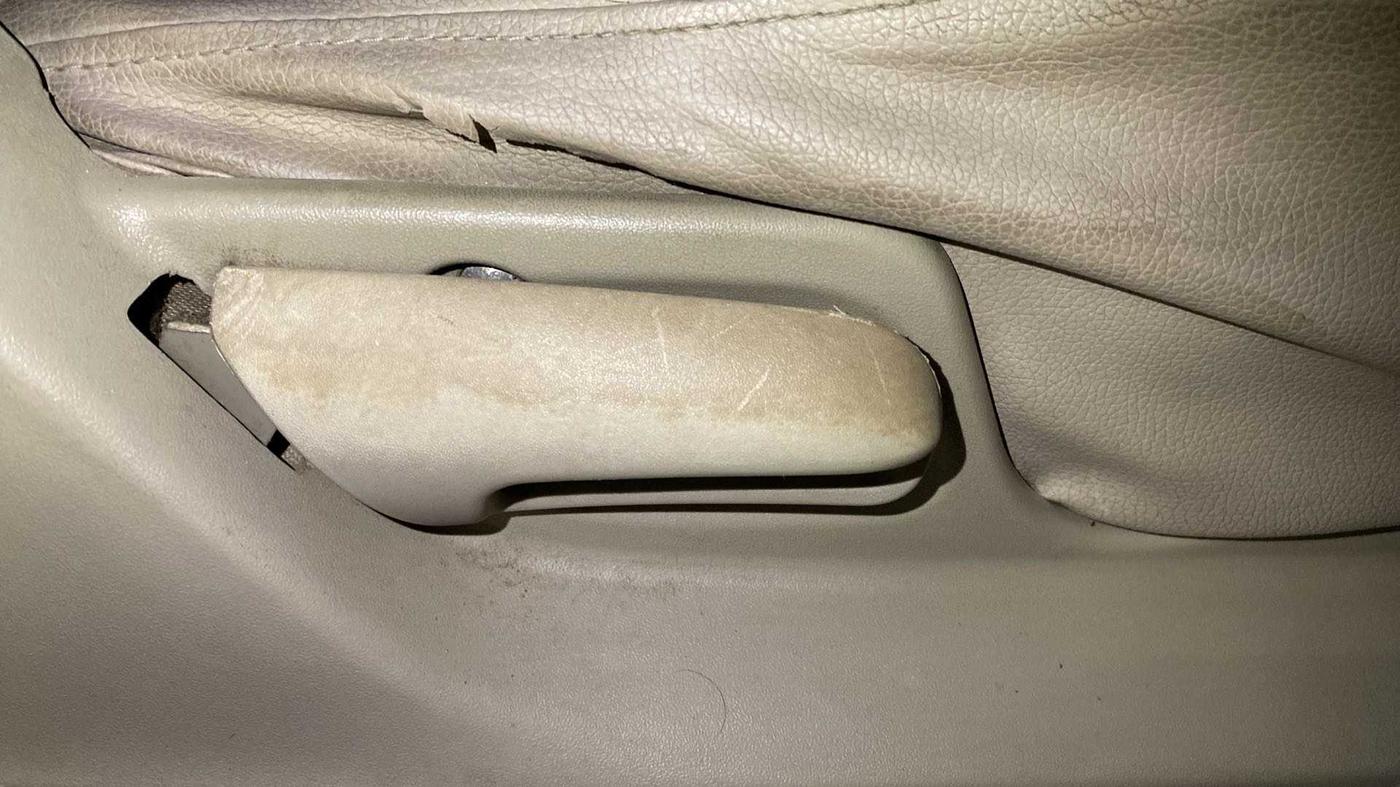 2013 Maruti Swift Dzire VDI, Diesel, Manual, 90,335 km, Driver Side Adjustment Panel