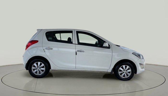 2013 Hyundai i20 ASTA 1.4 CRDI, Diesel, Manual, 88,070 km, Right Side View