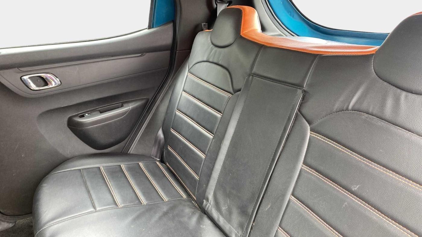 2020 Renault Kwid CLIMBER 1.0 AMT (O), Petrol, Automatic, 7,277 km, Right Side Rear Door Cabin