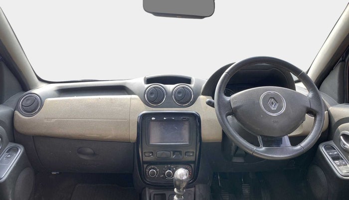 2015 Renault Duster 110 PS RXZ DIESEL (OPT), Diesel, Manual, 86,173 km, Dashboard