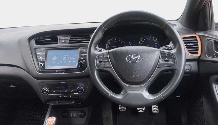 2017 Hyundai i20 Active 1.2 SX, Petrol, Manual, 43,031 km, Steering Wheel Close Up