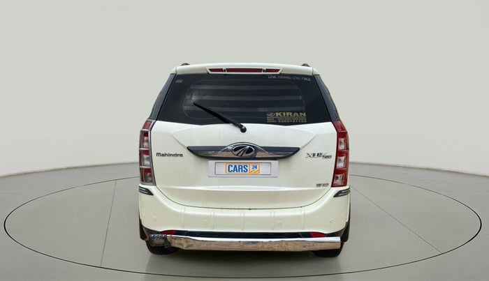 2017 Mahindra XUV500 W10, Diesel, Manual, 28,798 km, Back/Rear
