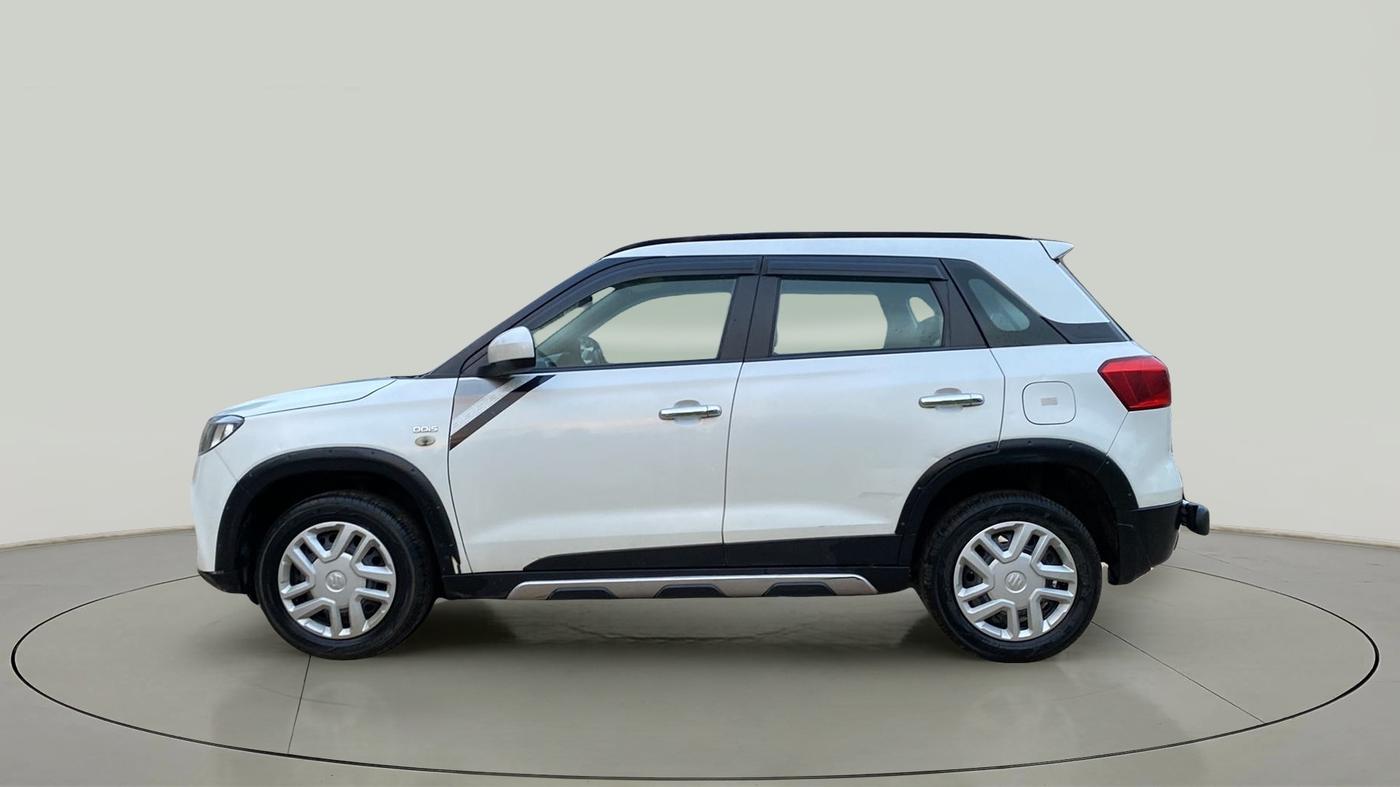 2017 Maruti Vitara Brezza VDI, Diesel, Manual, 41,781 km, Left Side