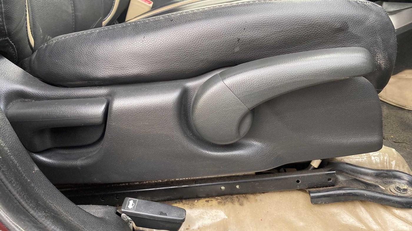 2014 Honda City 1.5L I-VTEC SV, Petrol, Manual, 71,336 km, Driver Side Adjustment Panel
