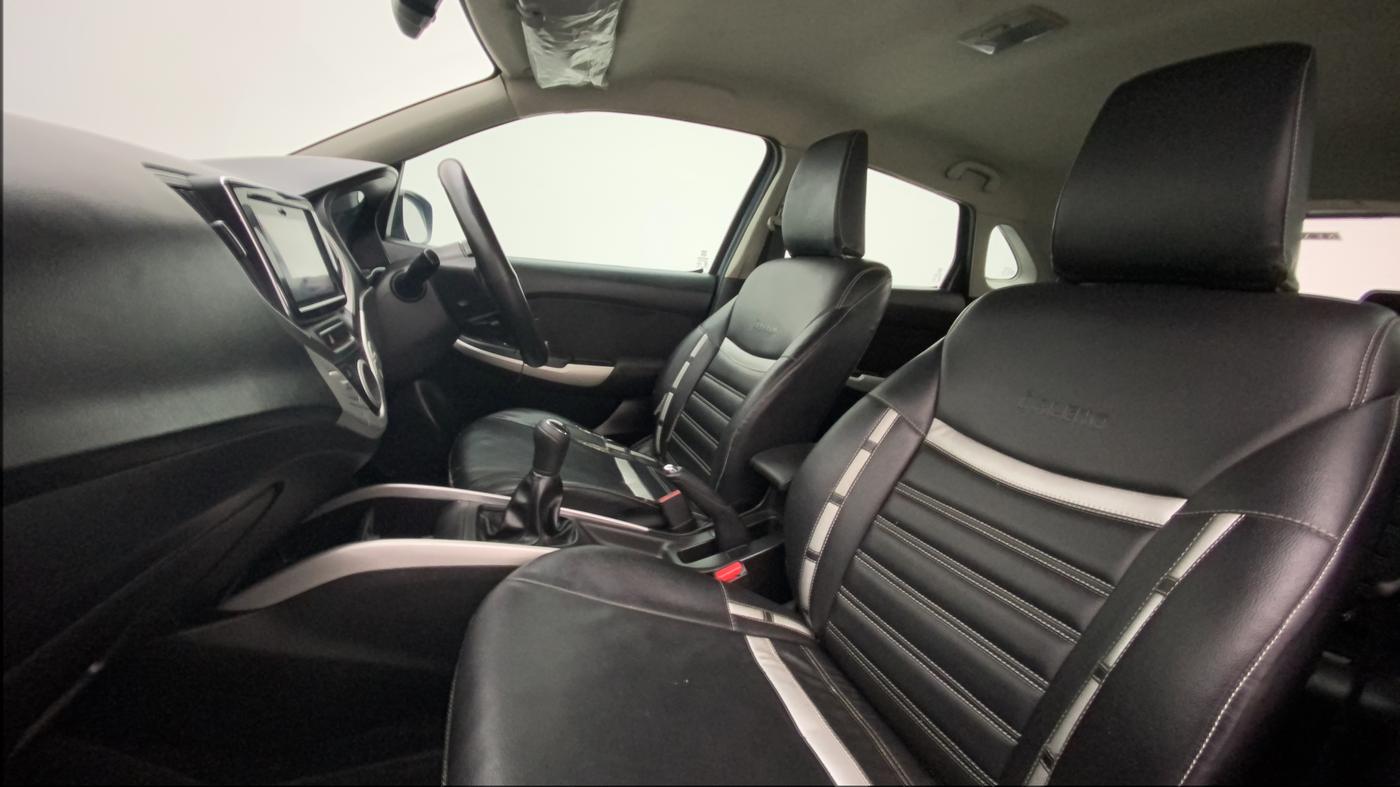 2016 Maruti Baleno ALPHA PETROL 1.2, Petrol, Manual, 38,681 km, Right Side Front Door Cabin