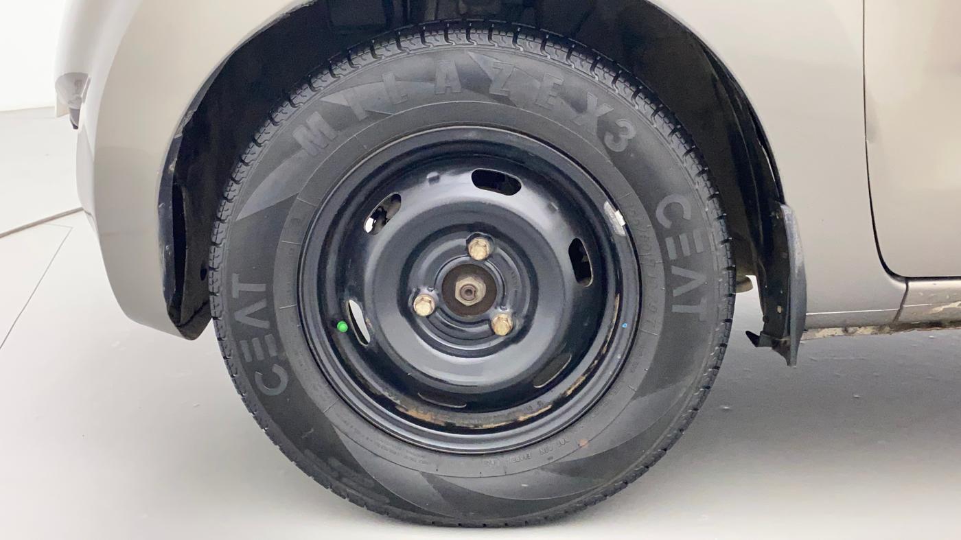 2019 Datsun Redi Go T (O), Petrol, Manual, 55,019 km, Left Front Wheel