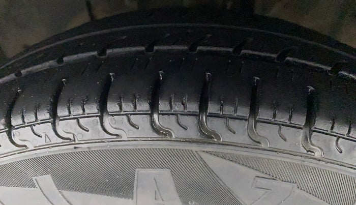 2019 Datsun Redi Go T (O), Petrol, Manual, 55,019 km, Left Front Tyre Tread