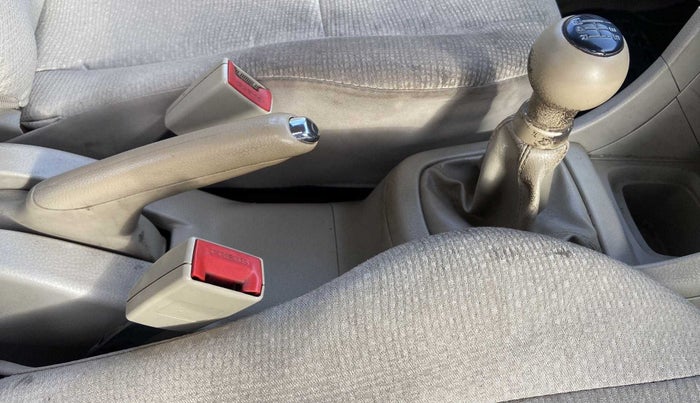 2014 Maruti Swift Dzire VXI, CNG, Manual, 64,211 km, Gear Lever