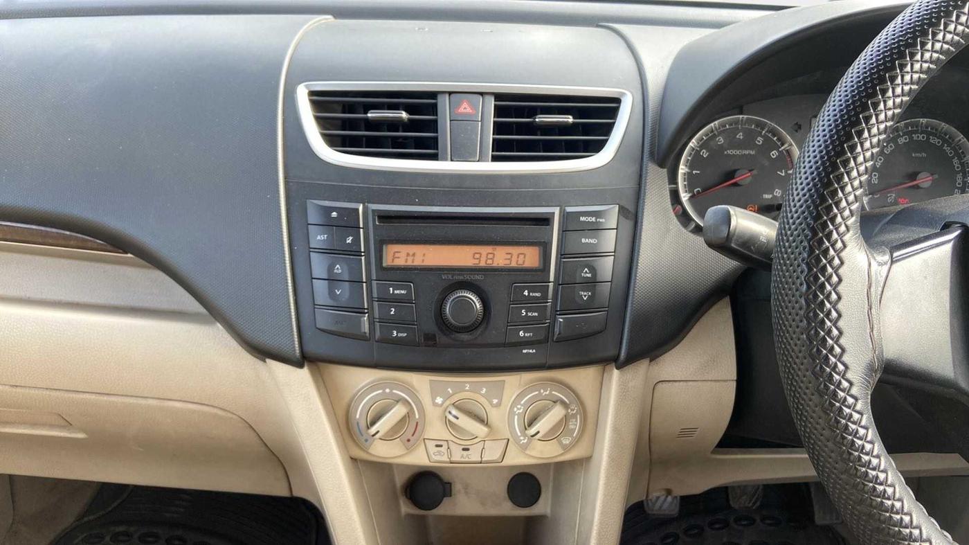 2014 Maruti Swift Dzire VXI, CNG, Manual, 64,211 km, Air Conditioner