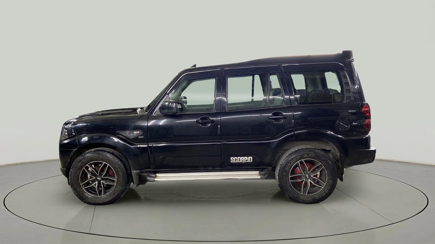 2018 Mahindra Scorpio S5, Diesel, Manual, 43,598 km, Left Side
