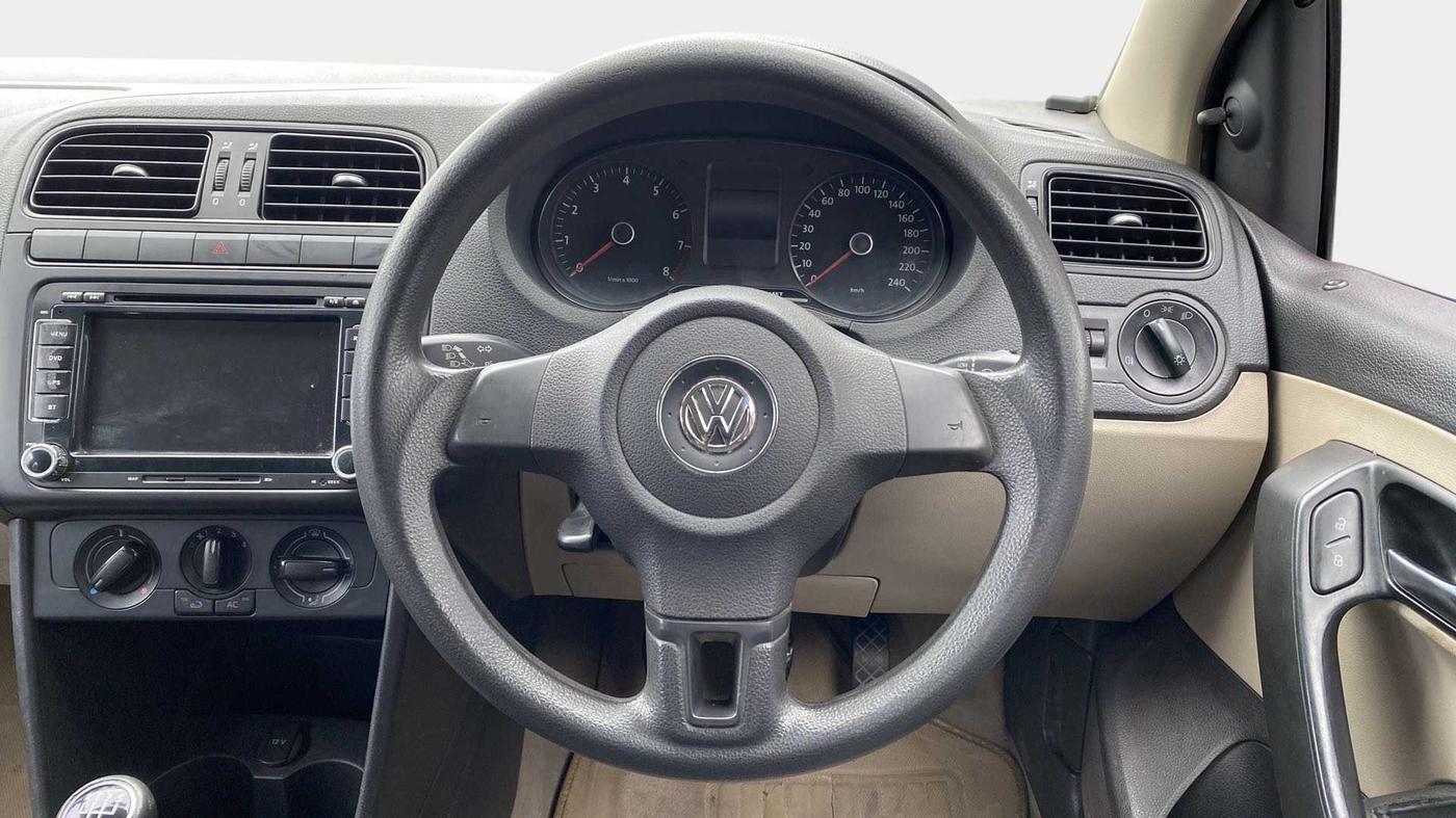 2011 Volkswagen Polo COMFORTLINE 1.2L PETROL, Petrol, Manual, 1,15,475 km, Steering Wheel Close Up