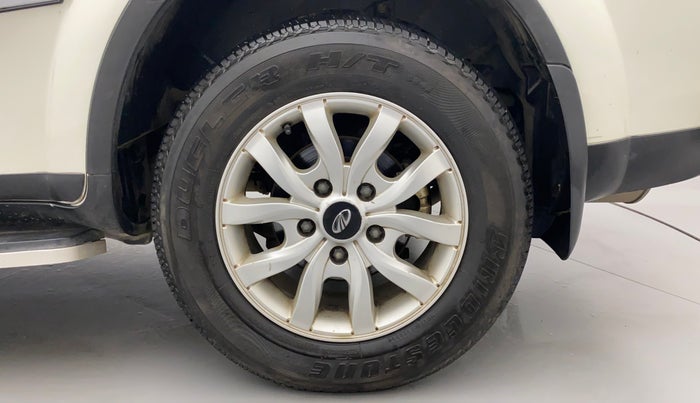 2017 Mahindra XUV500 W10 AT, Diesel, Automatic, 87,979 km, Left Rear Wheel