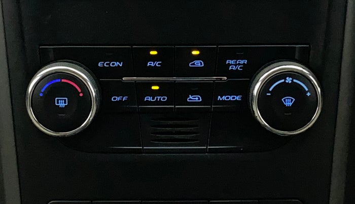 2017 Mahindra XUV500 W10 AT, Diesel, Automatic, 87,979 km, Automatic Climate Control