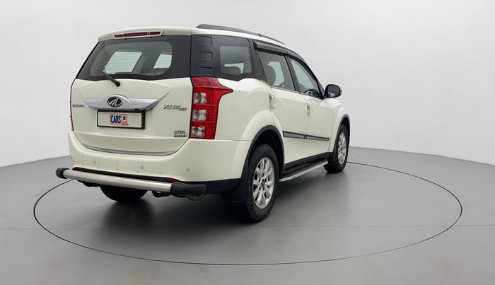 2017 Mahindra XUV500 W10 AT, Diesel, Automatic, 87,979 km, Right Back Diagonal