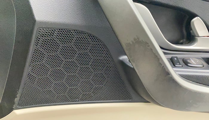 2017 Mahindra XUV500 W10 AT, Diesel, Automatic, 87,979 km, Speaker