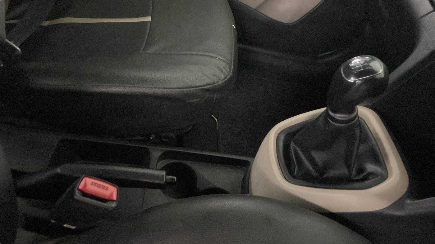 2019 Hyundai Grand i10 MAGNA 1.2 KAPPA VTVT, Petrol, Manual, 49,805 km, Gear Lever