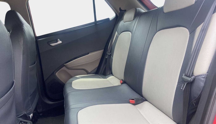 2017 Hyundai Grand i10 SPORTZ (O) AT 1.2 KAPPA VTVT, Petrol, Automatic, 62,803 km, Right Side Rear Door Cabin
