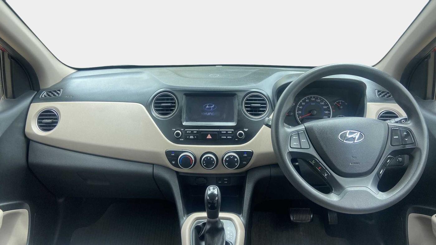 2017 Hyundai Grand i10 SPORTZ (O) AT 1.2 KAPPA VTVT, Petrol, Automatic, 62,803 km, Dashboard
