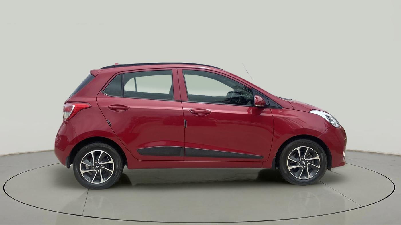 2017 Hyundai Grand i10 SPORTZ (O) AT 1.2 KAPPA VTVT, Petrol, Automatic, 62,803 km, Right Side View