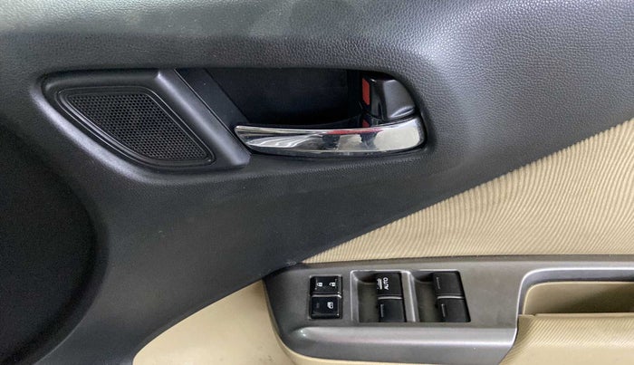 2014 Honda City 1.5L I-DTEC V, Diesel, Manual, 1,10,868 km, Driver Side Door Panels Control