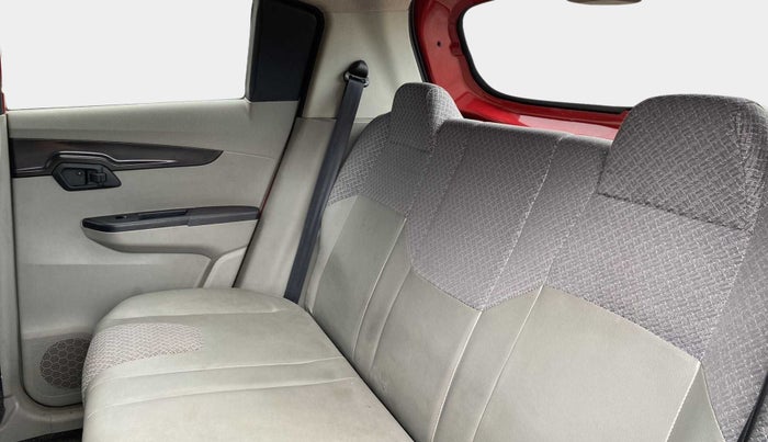 2017 Mahindra Kuv100 K4 PLUS 5 STR, Petrol, Manual, 5,352 km, Right Side Rear Door Cabin