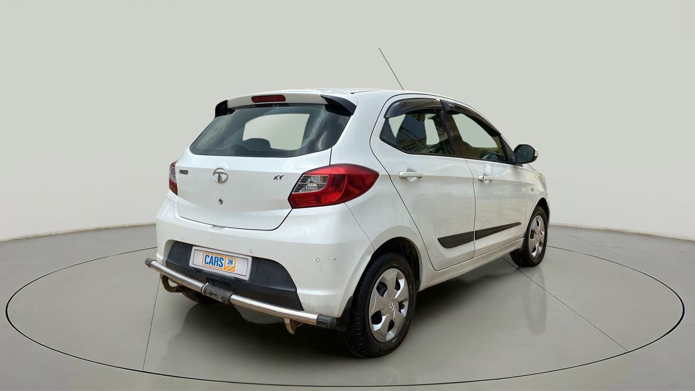 2016 Tata Tiago XT PETROL, Petrol, Manual, 22,015 km, Right Back Diagonal