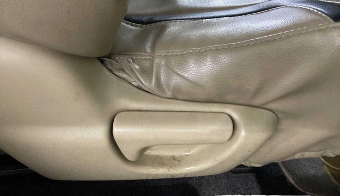 2013 Honda Amaze 1.2L I-VTEC EX, Petrol, Manual, 48,077 km, Driver Side Adjustment Panel