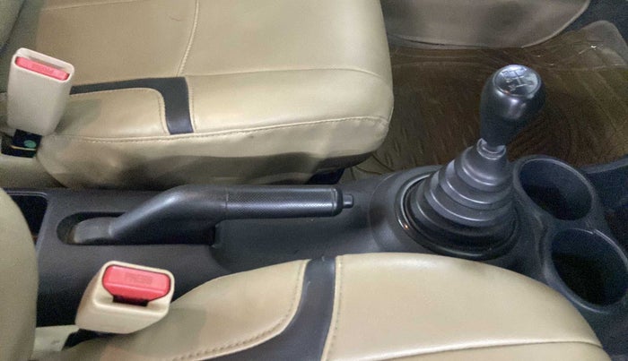 2013 Honda Amaze 1.2L I-VTEC EX, Petrol, Manual, 48,077 km, Gear Lever