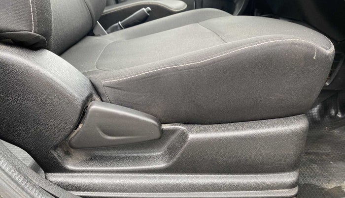 2020 Renault Kwid RXL, Petrol, Manual, 29,477 km, Driver Side Adjustment Panel