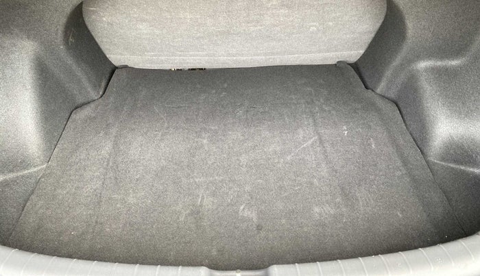 2020 Hyundai AURA SX 1.2, Petrol, Manual, 25,360 km, Boot Inside
