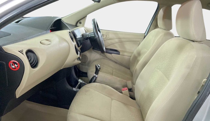 2017 Toyota Etios GX PLATINUM, CNG, Manual, 50,160 km, Right Side Front Door Cabin