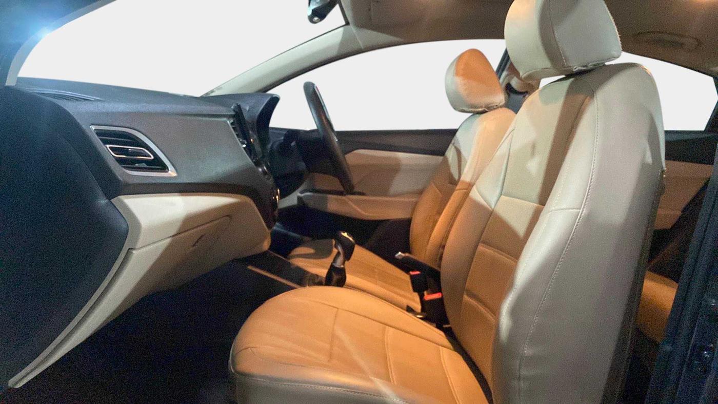 2021 Hyundai Verna SX 1.5 VTVT, Petrol, Manual, 15,981 km, Right Side Front Door Cabin