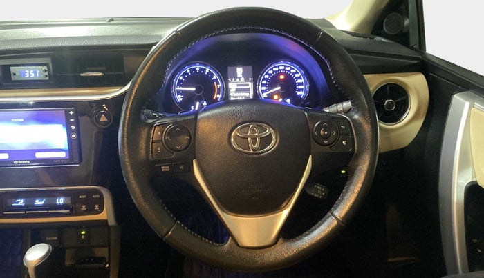 2019 Toyota Corolla Altis VL CVT PETROL, Petrol, Automatic, 27,222 km, Steering Wheel Close Up
