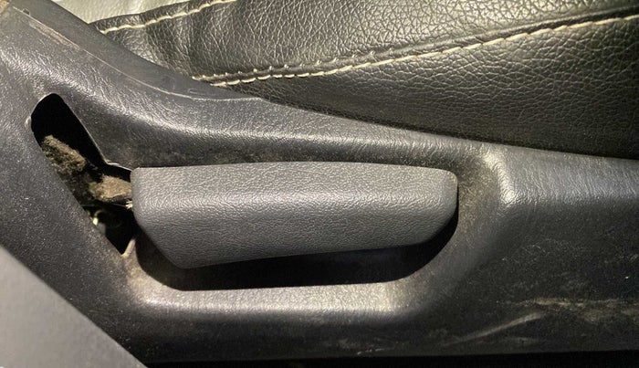 2016 Maruti Alto K10 VXI, Petrol, Manual, 48,535 km, Driver Side Adjustment Panel