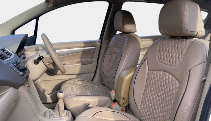 2014 Maruti Ertiga ZDI, Diesel, Manual, 77,666 km, Right Side Front Door Cabin