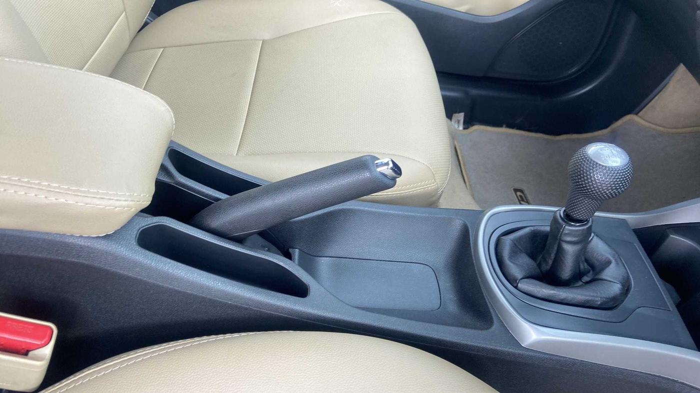 2019 Honda City 1.5L I-VTEC V MT, Petrol, Manual, 19,024 km, Gear Lever