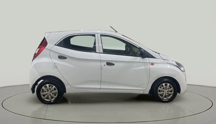 2015 Hyundai Eon ERA +, Petrol, Manual, 43,747 km, Right Side View