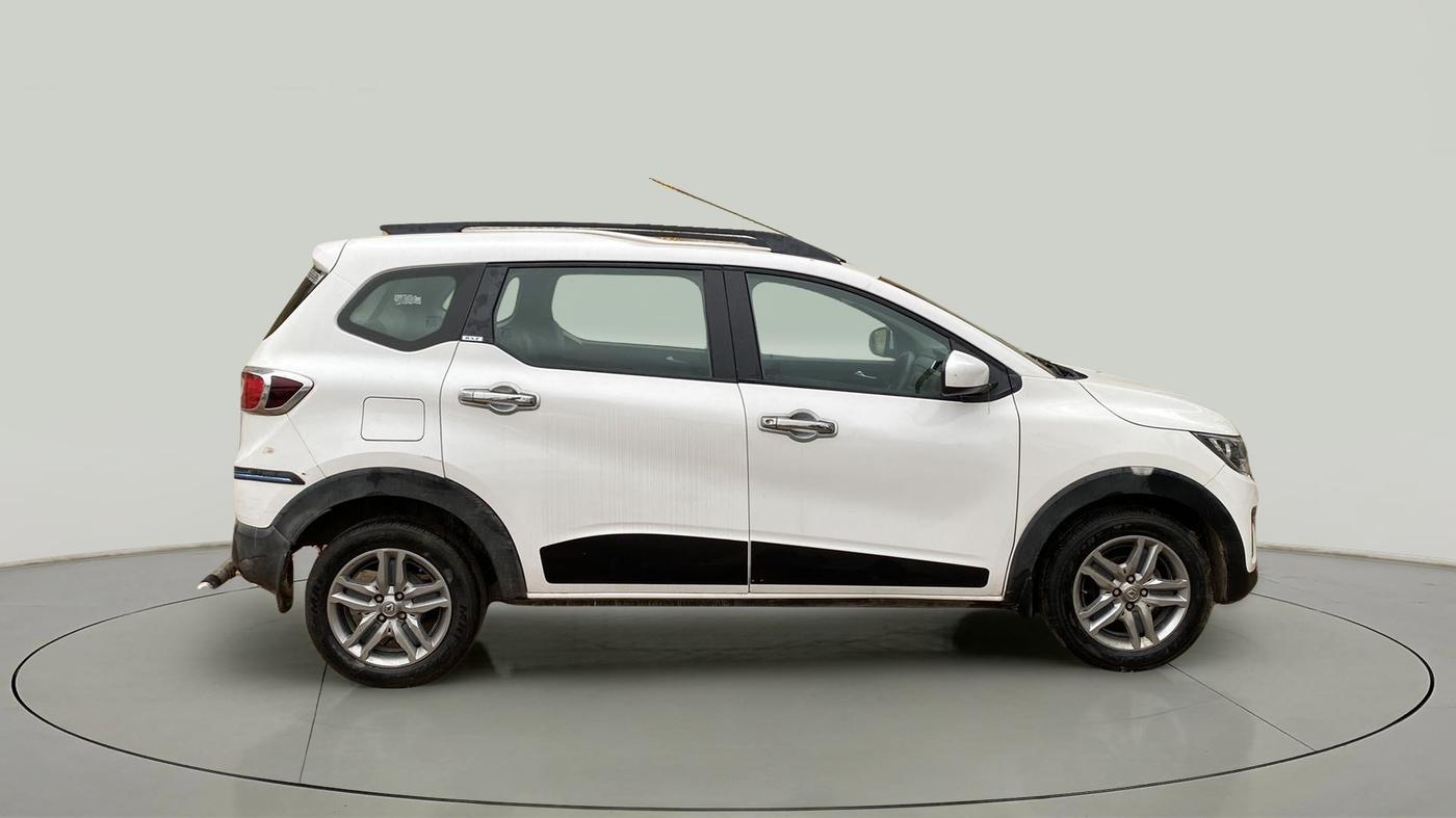 2021 Renault TRIBER RXZ, Petrol, Manual, 69,682 km, Right Side View