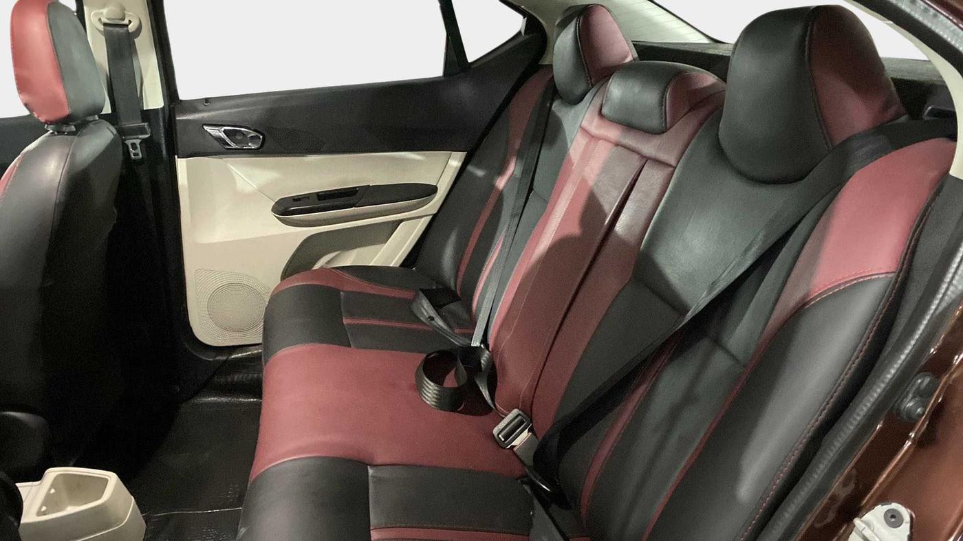 2022 Tata TIGOR XZ PLUS CNG, CNG, Manual, 13,833 km, Right Side Rear Door Cabin