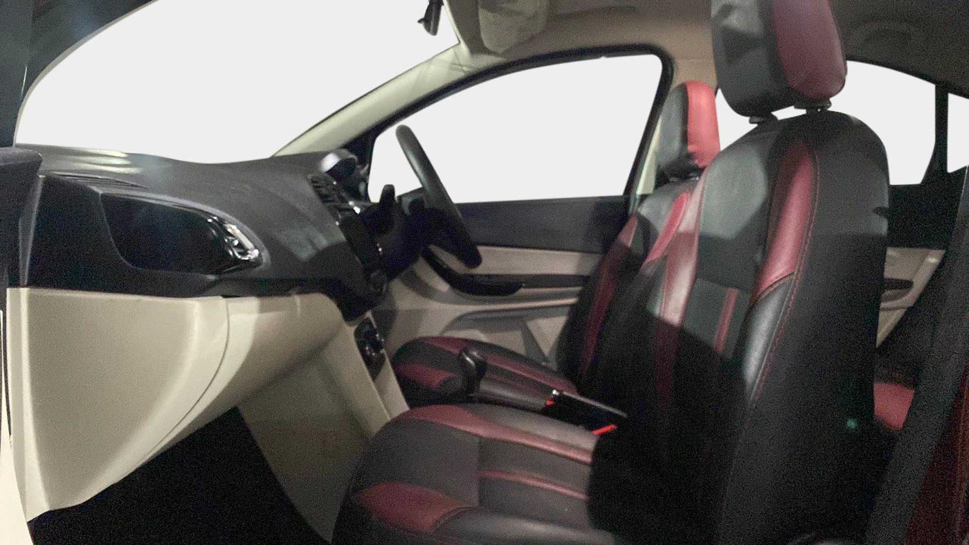2022 Tata TIGOR XZ PLUS CNG, CNG, Manual, 13,833 km, Right Side Front Door Cabin