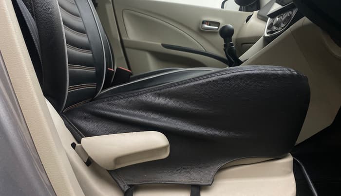 2020 Maruti Celerio VXI, Petrol, Manual, 1,08,602 km, Driver Side Adjustment Panel